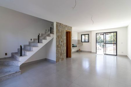 Casa à venda com 3 quartos, 145m² em Mandaqui, São Paulo