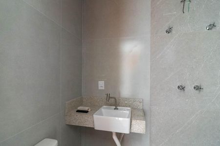 Casa à venda com 145m², 3 quartos e 2 vagas Casa à venda com 145m², 3 quartos e 2 vagasBanheiro da Suíte 2