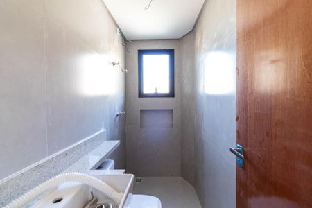 Casa à venda com 145m², 3 quartos e 2 vagas Casa à venda com 145m², 3 quartos e 2 vagasBanheiro da Suíte 1