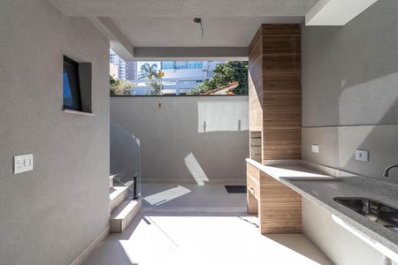 Casa à venda com 145m², 3 quartos e 2 vagas Casa à venda com 145m², 3 quartos e 2 vagasQuintal e Churrasqueira