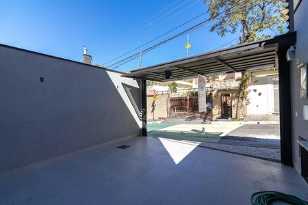 Casa à venda com 145m², 3 quartos e 2 vagas Casa à venda com 145m², 3 quartos e 2 vagasGaragem