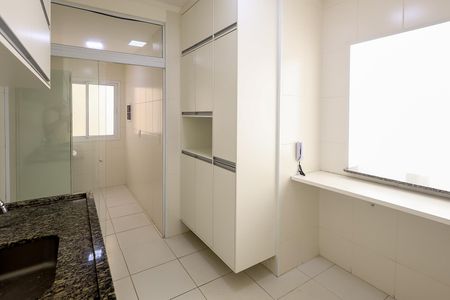 Cozinha e Área de Serviço de apartamento para alugar com 2 quartos, 68m² em Parque São Lourenço, Indaiatuba
