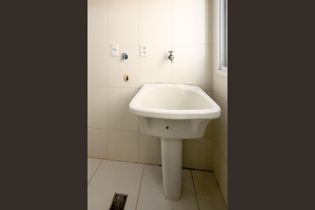 Apartamento para alugar com 68m², 2 quartos e 1 vaga Apartamento para alugar com 68m², 2 quartos e 1 vagaCozinha e Área de Serviço