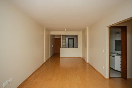 Apartamento para alugar com 87m², 3 quartos e 1 vagaSala
