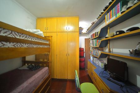 Apartamento à venda com 140m², 4 quartos e 2 vagasQuarto 3