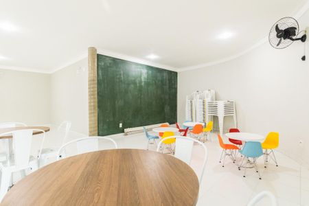 Apartamento para alugar com 55m², 2 quartos e 1 vaga Apartamento para alugar com 55m², 2 quartos e 1 vagaÁrea Comum