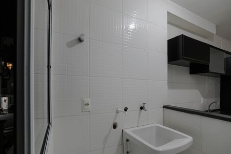 Área de Serviço de apartamento para alugar com 2 quartos, 55m² em Vila Nova Aparecida, Mogi das Cruzes