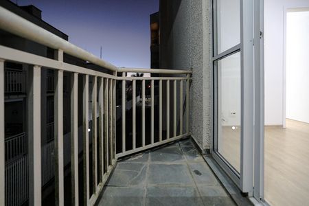 Apartamento para alugar com 55m², 2 quartos e 1 vaga Apartamento para alugar com 55m², 2 quartos e 1 vagaSacada