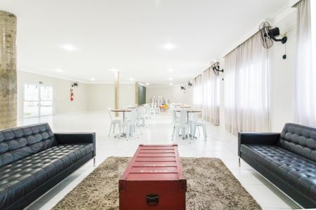 Apartamento para alugar com 55m², 2 quartos e 1 vaga Apartamento para alugar com 55m², 2 quartos e 1 vagaÁrea Comum