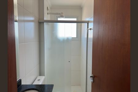 Apartamento para alugar com 70m², 1 quarto e 1 vaga Apartamento para alugar com 70m², 1 quarto e 1 vagaBanheiro da Suíte 1