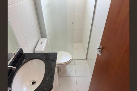 Apartamento para alugar com 70m², 1 quarto e 1 vaga Apartamento para alugar com 70m², 1 quarto e 1 vagaBanheiro da Suíte 1