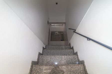 Entrada de casa para alugar com 1 quarto, 50m² em Jardim Iva, São Paulo