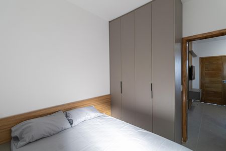 Quarto  de apartamento à venda com 1 quarto, 26m² em Guaianases, São Paulo