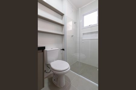 Banheiro de apartamento à venda com 1 quarto, 26m² em Guaianases, São Paulo