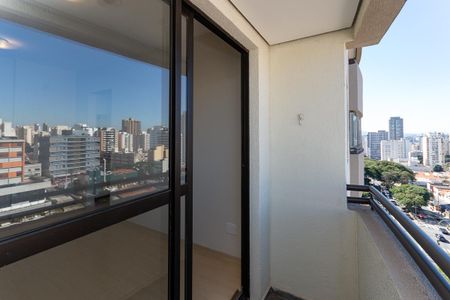 Apartamento à venda com 36m², 1 quarto e 1 vaga Apartamento à venda com 36m², 1 quarto e 1 vagaVaranda