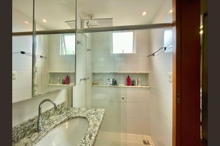 Apartamento para alugar com 88m², 3 quartos e 2 vagas
