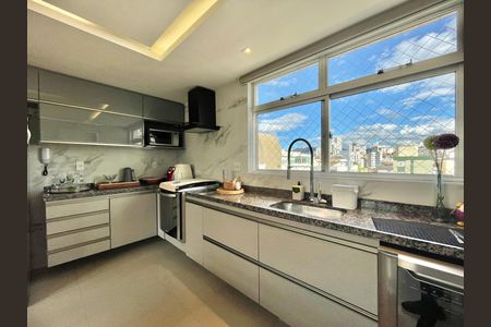 Apartamento para alugar com 88m², 3 quartos e 2 vagas