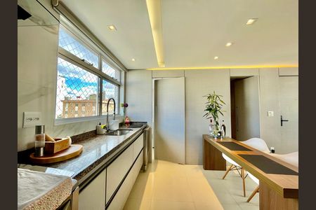 Apartamento para alugar com 88m², 3 quartos e 2 vagas