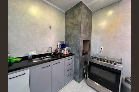 Casa à venda com 230m², 4 quartos e 2 vagas Casa à venda com 230m², 4 quartos e 2 vagasChurrasqueira
