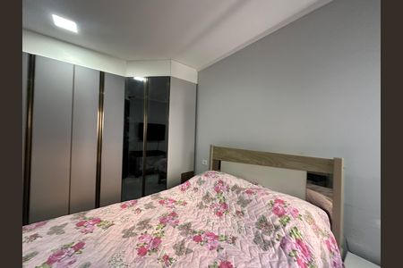 Casa à venda com 230m², 4 quartos e 2 vagas Casa à venda com 230m², 4 quartos e 2 vagasSuíte 1