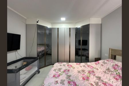 Casa à venda com 230m², 4 quartos e 2 vagas Casa à venda com 230m², 4 quartos e 2 vagasSuíte 1