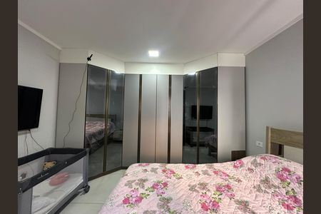 Casa à venda com 230m², 4 quartos e 2 vagas Casa à venda com 230m², 4 quartos e 2 vagasSuíte 1