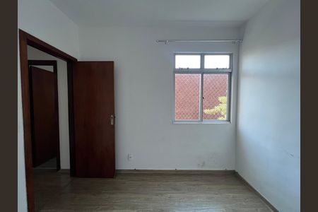 Quarto 2 de apartamento para alugar com 2 quartos, 47m² em Castelo, Belo Horizonte