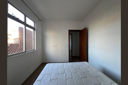 Quarto 1 de apartamento para alugar com 2 quartos, 47m² em Castelo, Belo Horizonte