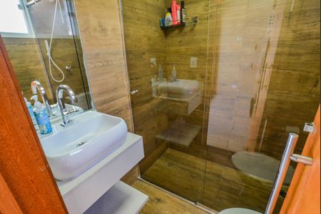 Apartamento à venda com 82m², 2 quartos e 2 vagasBanheiro 2