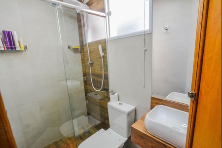Apartamento à venda com 82m², 2 quartos e 2 vagasBanheiro 1
