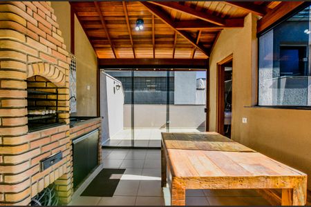 Apartamento à venda com 82m², 2 quartos e 2 vagasÁrea gourmet