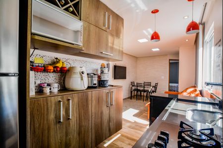 Apartamento à venda com 82m², 2 quartos e 2 vagasCozinha