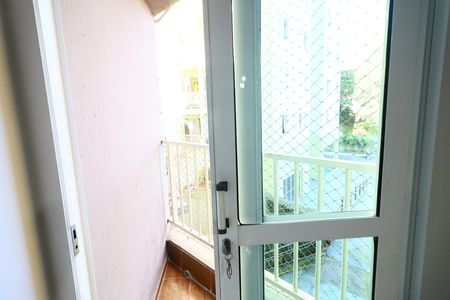 Sala de apartamento para alugar com 2 quartos, 52m² em Padroeira, Osasco