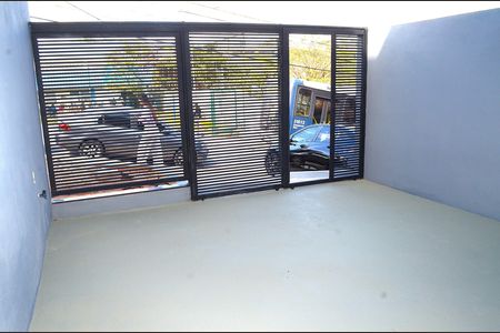 Varanda de casa à venda com 2 quartos, 135m² em Jardim Vitoria, Belo Horizonte