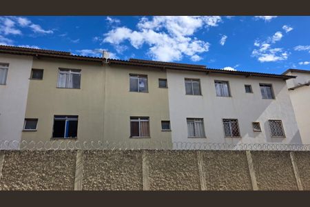 Fachada  de apartamento para alugar com 2 quartos, 45m² em Gávea Ii, Vespasiano