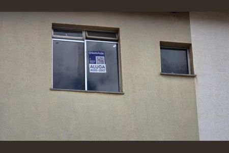 Placa e qrcode de apartamento para alugar com 2 quartos, 45m² em Gávea Ii, Vespasiano