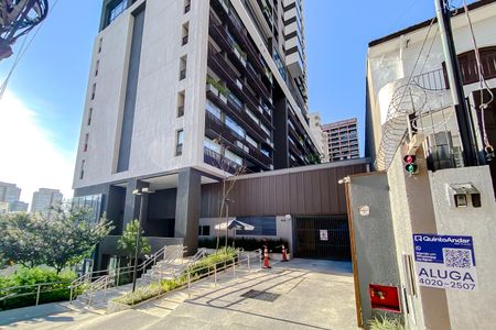 Apartamento para alugar com 27m², 1 quarto e sem vaga Apartamento para alugar com 27m², 1 quarto e sem vagaFachada - Plaquinha