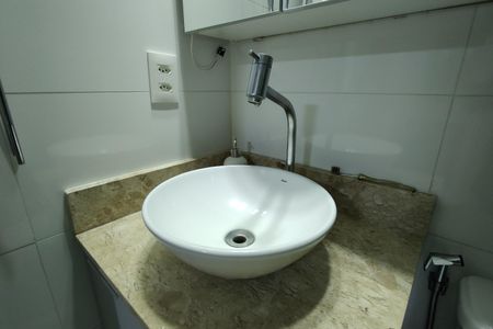 Banheiro da Suíte de apartamento à venda com 3 quartos, 69m² em Barra da Tijuca, Rio de Janeiro