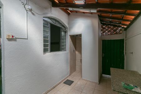 Casa para alugar com 2 quartos, 75m² em Floramar, Belo Horizonte