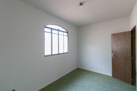 Casa para alugar com 75m², 2 quartos e 1 vaga