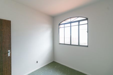 Casa para alugar com 75m², 2 quartos e 1 vaga