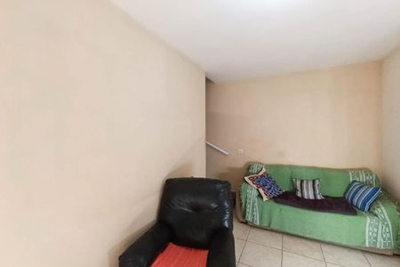 Casa à venda com 72m², 2 quartos e 1 vaga Casa à venda com 72m², 2 quartos e 1 vagaSala