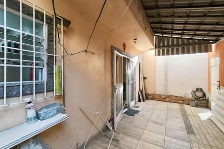 Casa à venda com 72m², 2 quartos e 1 vaga Casa à venda com 72m², 2 quartos e 1 vagaGaragem