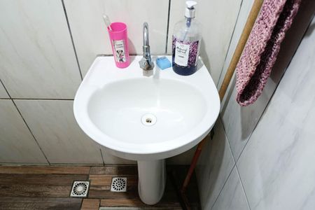 Casa à venda com 72m², 2 quartos e 1 vaga Casa à venda com 72m², 2 quartos e 1 vagaLavabo