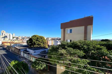Vista da Sala de apartamento para alugar com 3 quartos, 90m² em Santa Efigênia, Belo Horizonte
