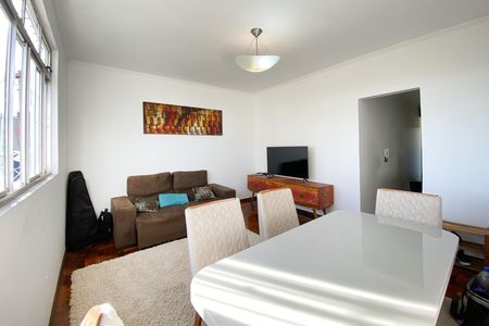 Sala de apartamento para alugar com 3 quartos, 90m² em Santa Efigênia, Belo Horizonte