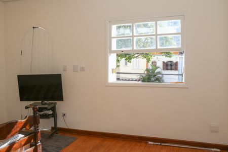 Casa à venda com 160m², 3 quartos e 2 vagas Casa à venda com 160m², 3 quartos e 2 vagasQuarto 2