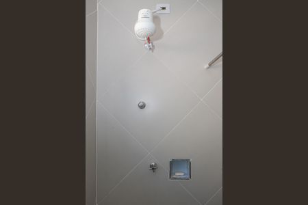 Casa à venda com 160m², 3 quartos e 2 vagas Casa à venda com 160m², 3 quartos e 2 vagasBanheiro