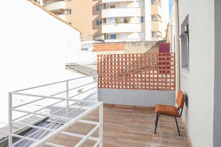 Sacada de casa para alugar com 3 quartos, 160m² em Pompeia, São Paulo