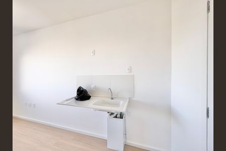 Cozinha de kitnet/studio para alugar com 1 quarto, 17m² em Freguesia do Ó, São Paulo